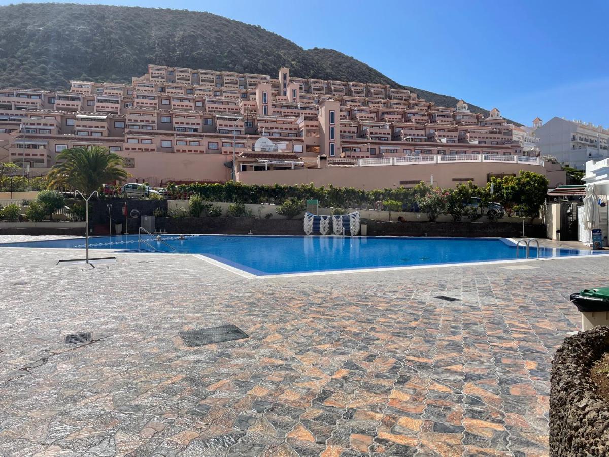 Castle Harbour Los Cristianos Beautiful Studio With Pool View Apartment Exterior foto